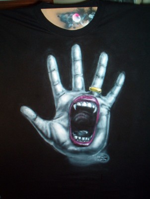 Vampire Hand
airbrush t-shirt

[url]http://www.darkairbrush.tk[/url]
